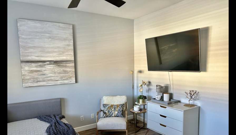 Alicia's room