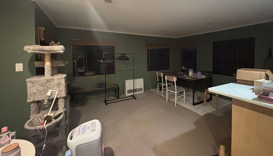 Jazz Rou's room