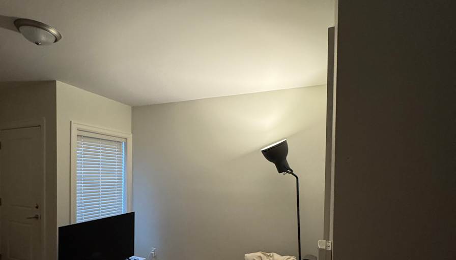 Saar's room