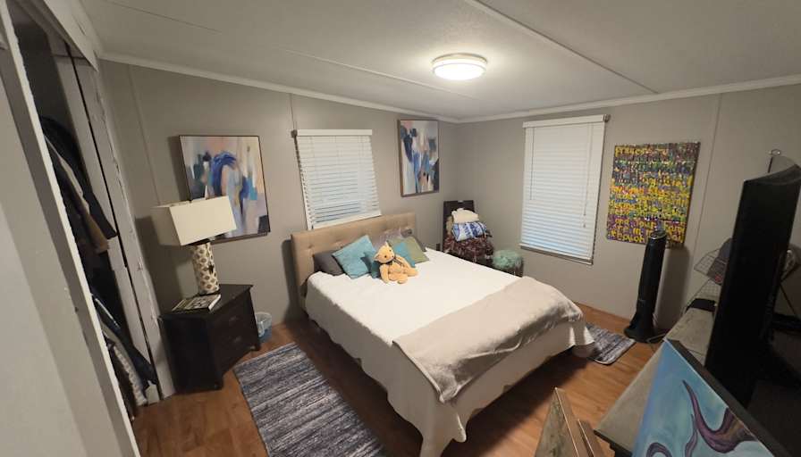 Frank's room