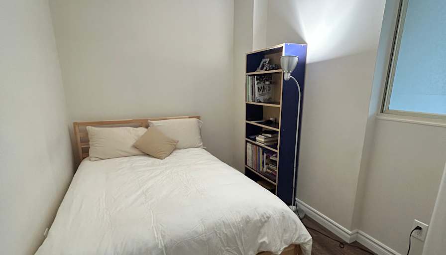 Oscar's room