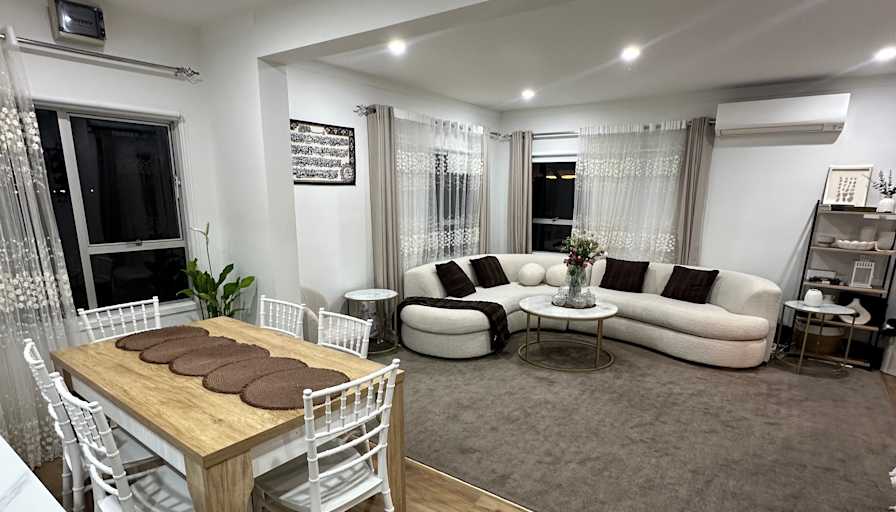 Shahana Samadi's room