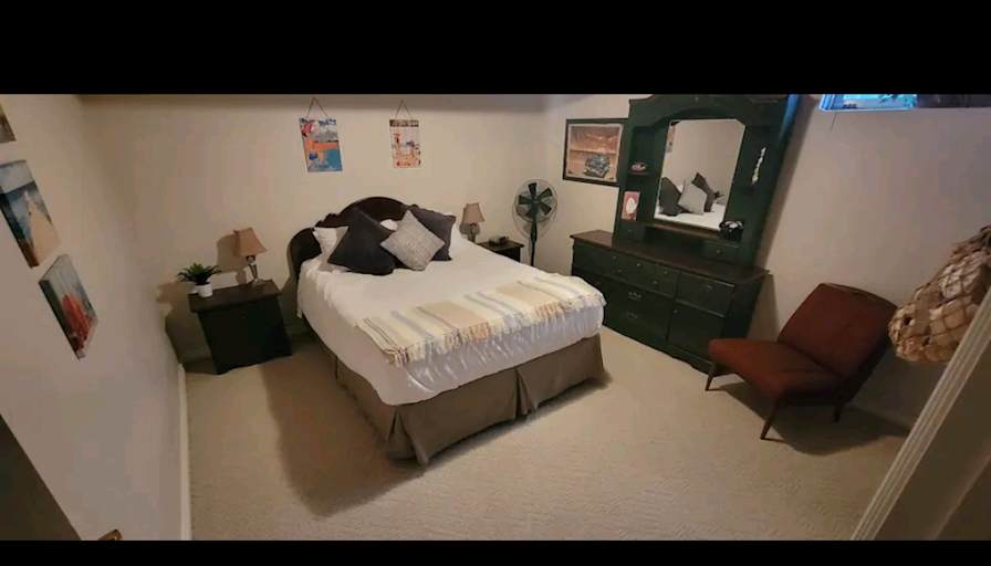 Sara's room