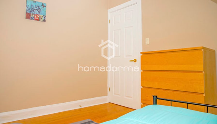 Rhona's room