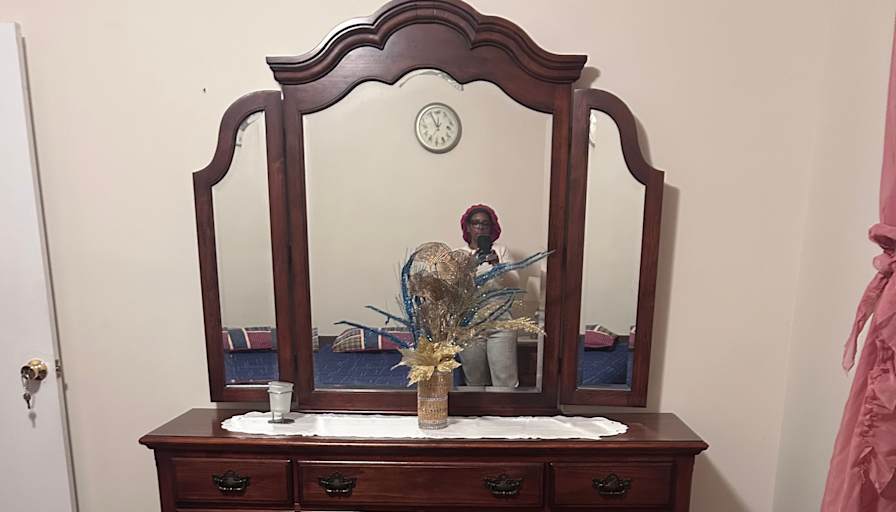 Venetia's room