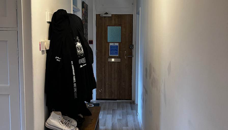 Lara's room
