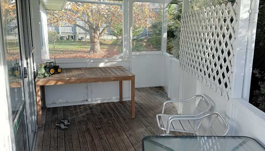 JEREMY's room