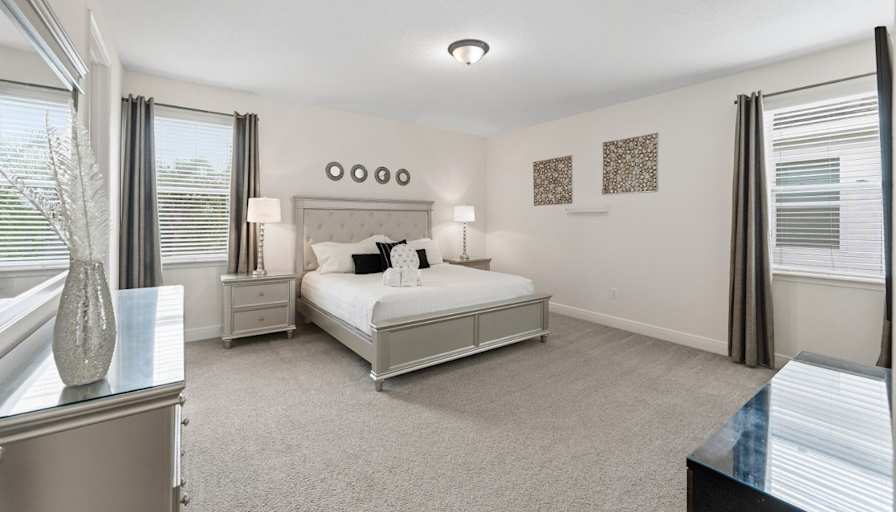 silvia molina's room