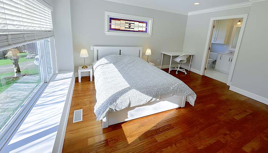 Shirin's room