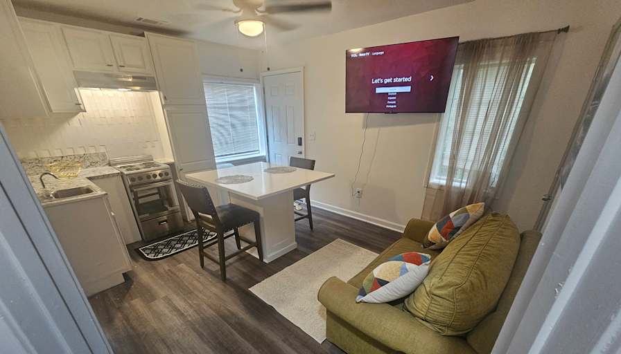 CL&C Property Management and Consulting's room