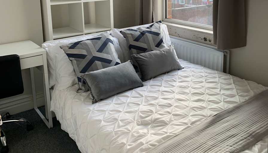 Nicola Hamilton's room