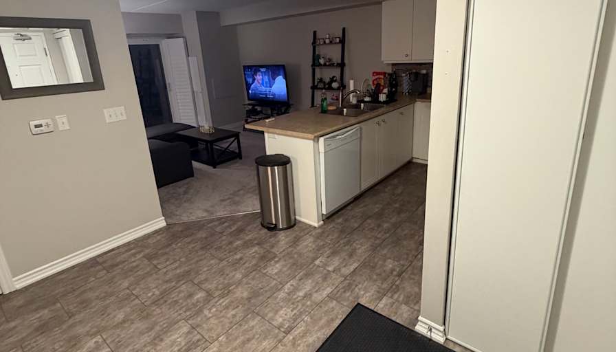 Brandon Constantin's room