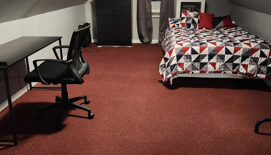 Kevin Holmes's room