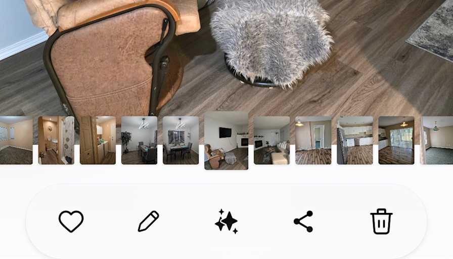 Lareina skolski's room