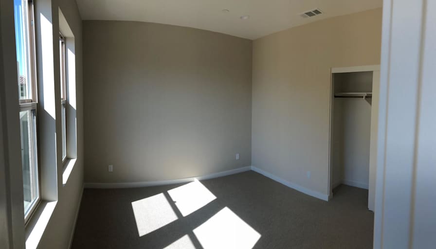 Viet's room