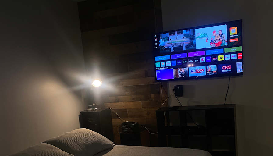 Colombian queen's room