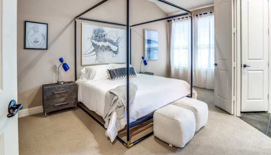 Lennox's room