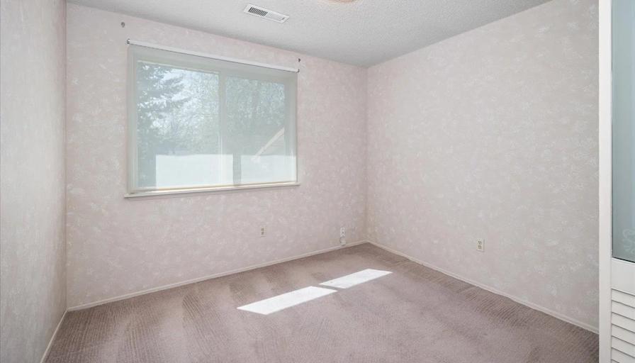 Selina Warren's room