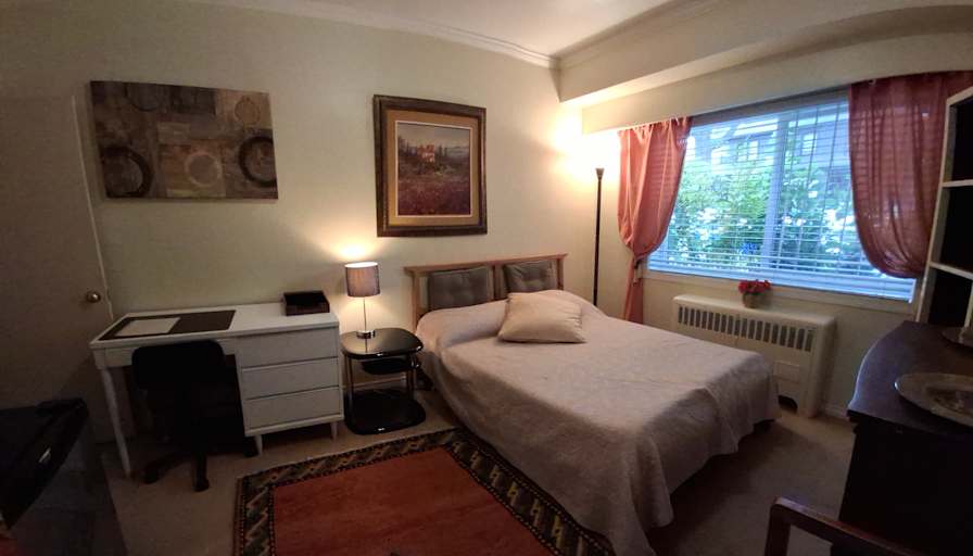 Shelora Dalen's room