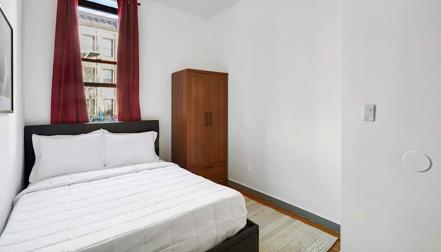 Sam June's room