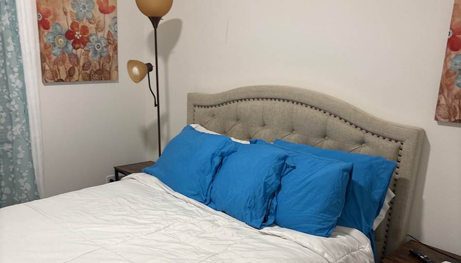 Carla's room