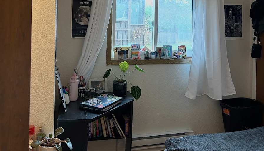 Lauren Blasco's room