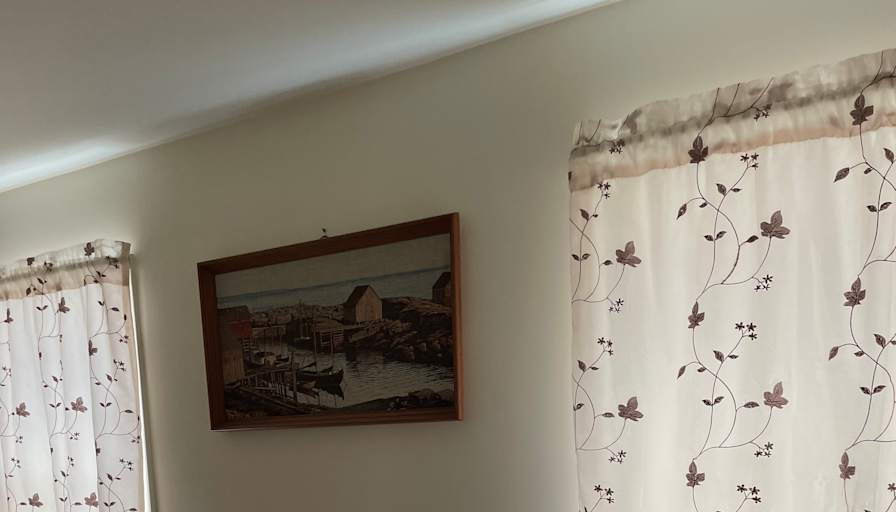 leonard's room
