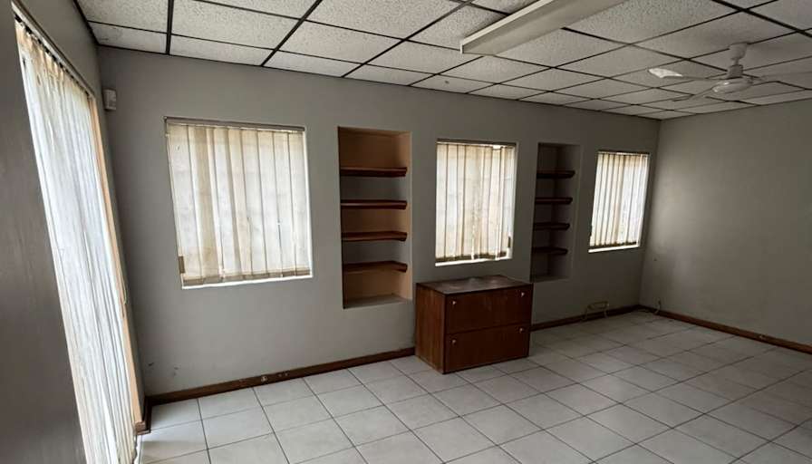 Julien Hanna's room