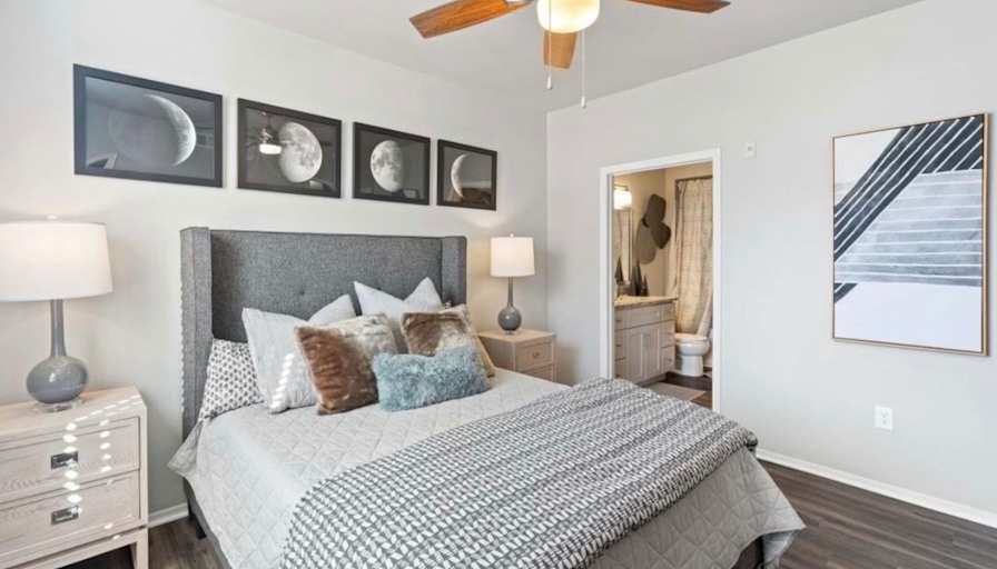 Selena's room