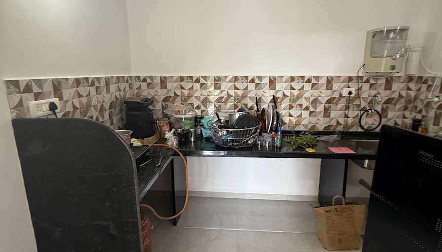 Dheeraj Khadapkar's room