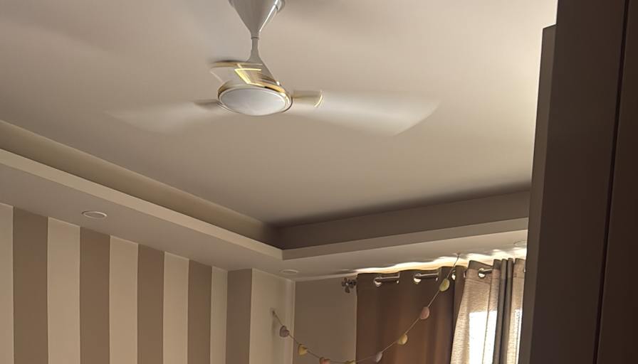 Komal Hora's room
