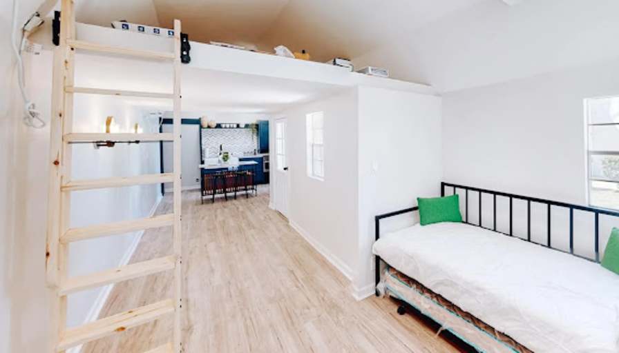 Robert's room