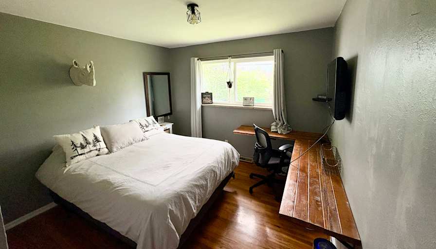 Tyannah's room