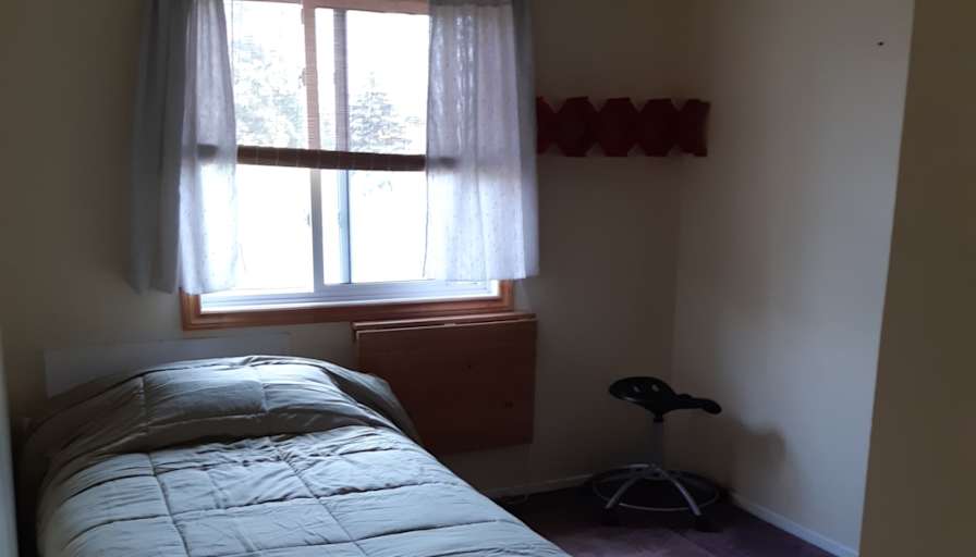 Malcolm Sinclair  Park's room