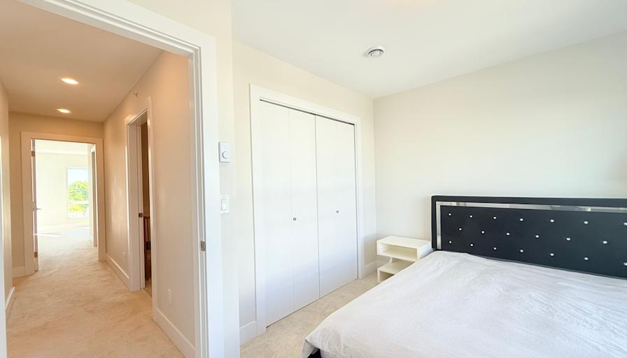 Sunny's room