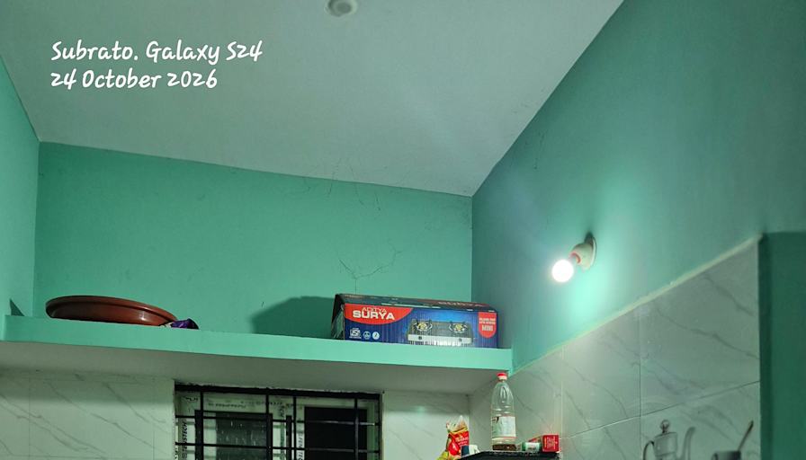 Subrato Mistry's room