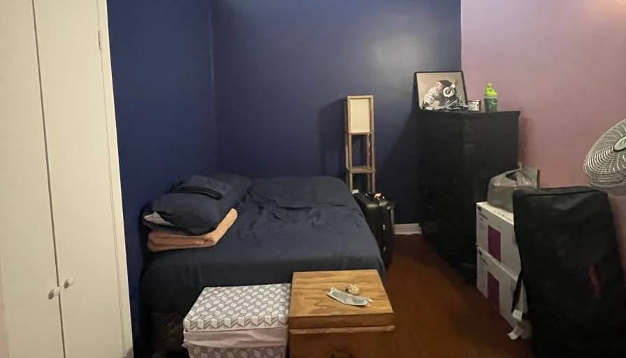 Basak S.'s room