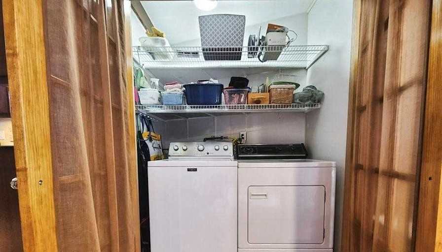 Jennie's room