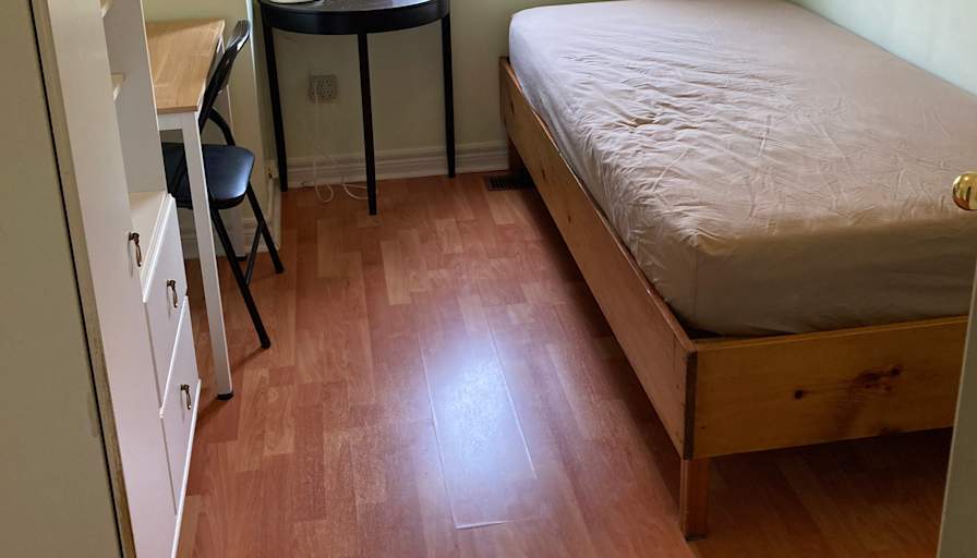 Chantal's room