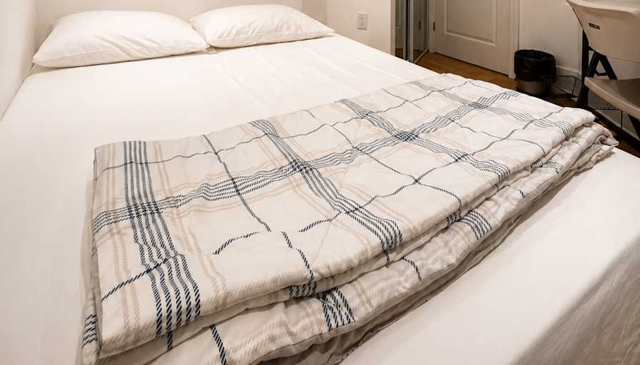 Caroline's room