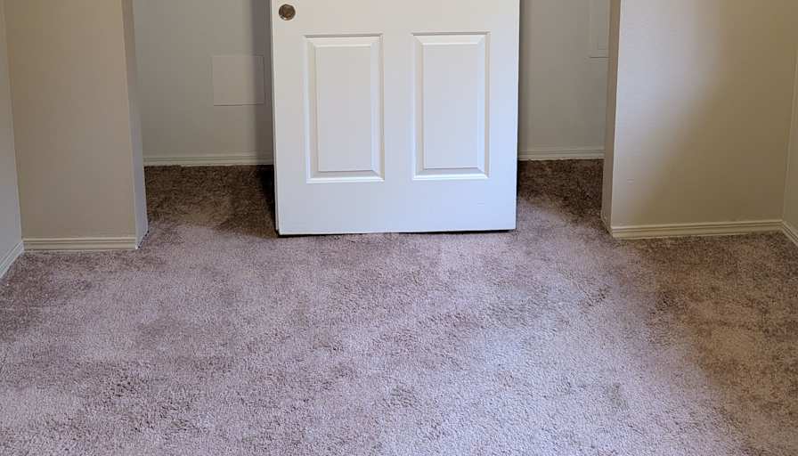 Tom's room