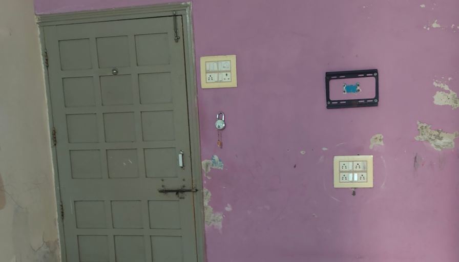 Grishma's room