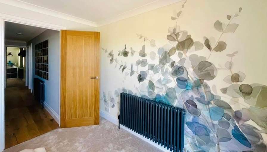 Naomi's room