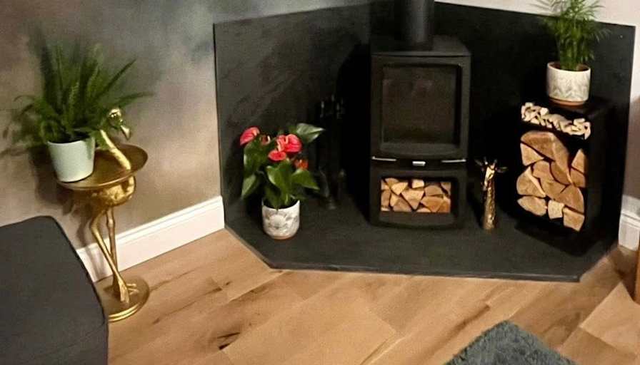 Naomi's room