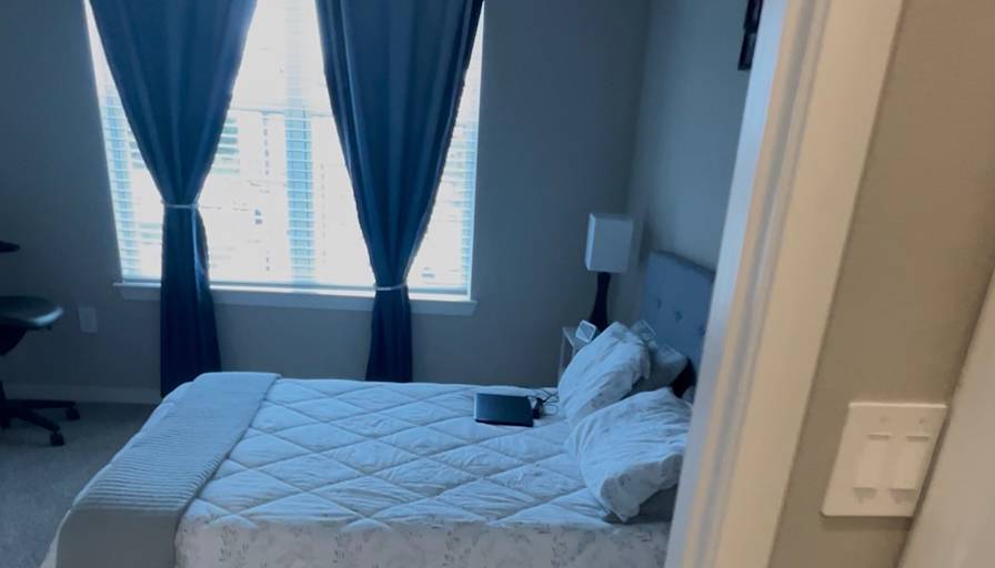 Alfredo Martinez's room