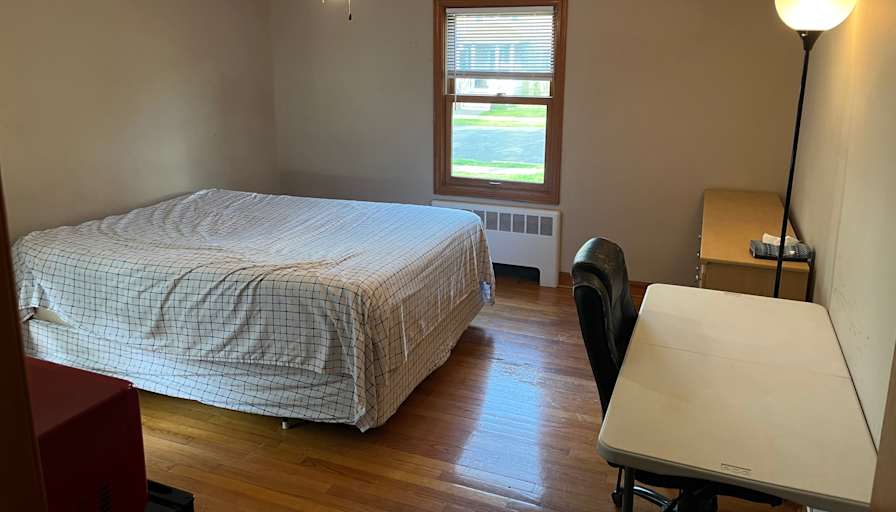 Irwin's room