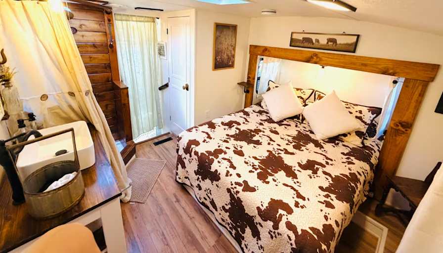 Stephanie's room