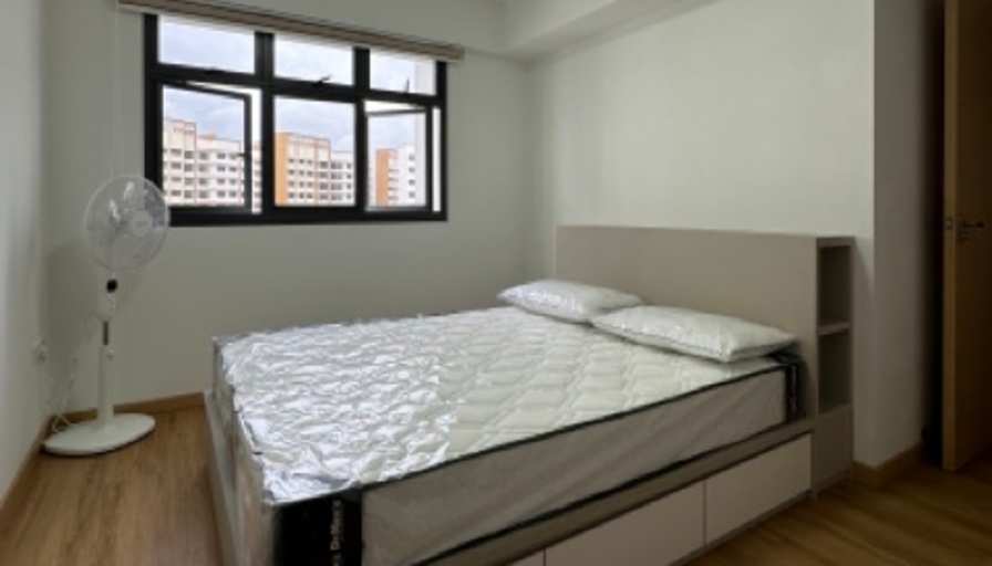Daren's room