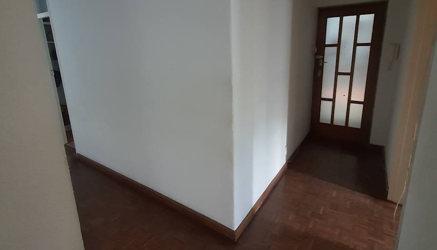 Dereck's room