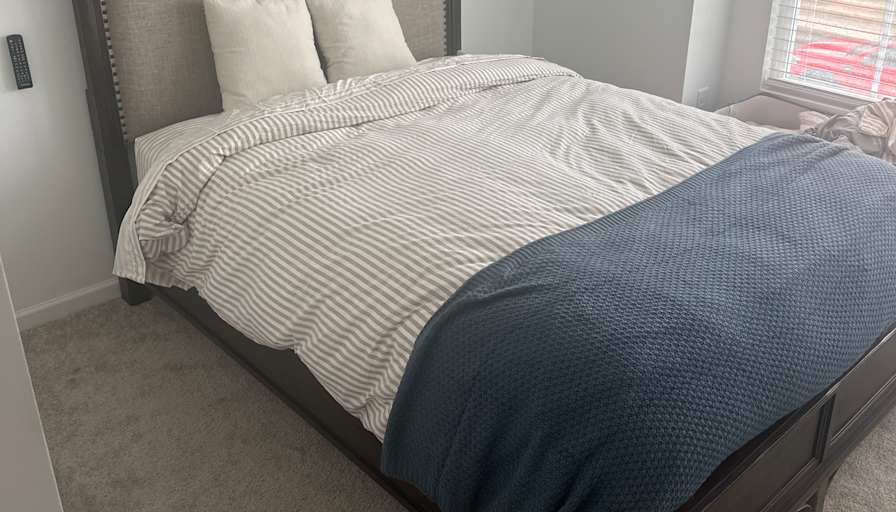 Quan's room